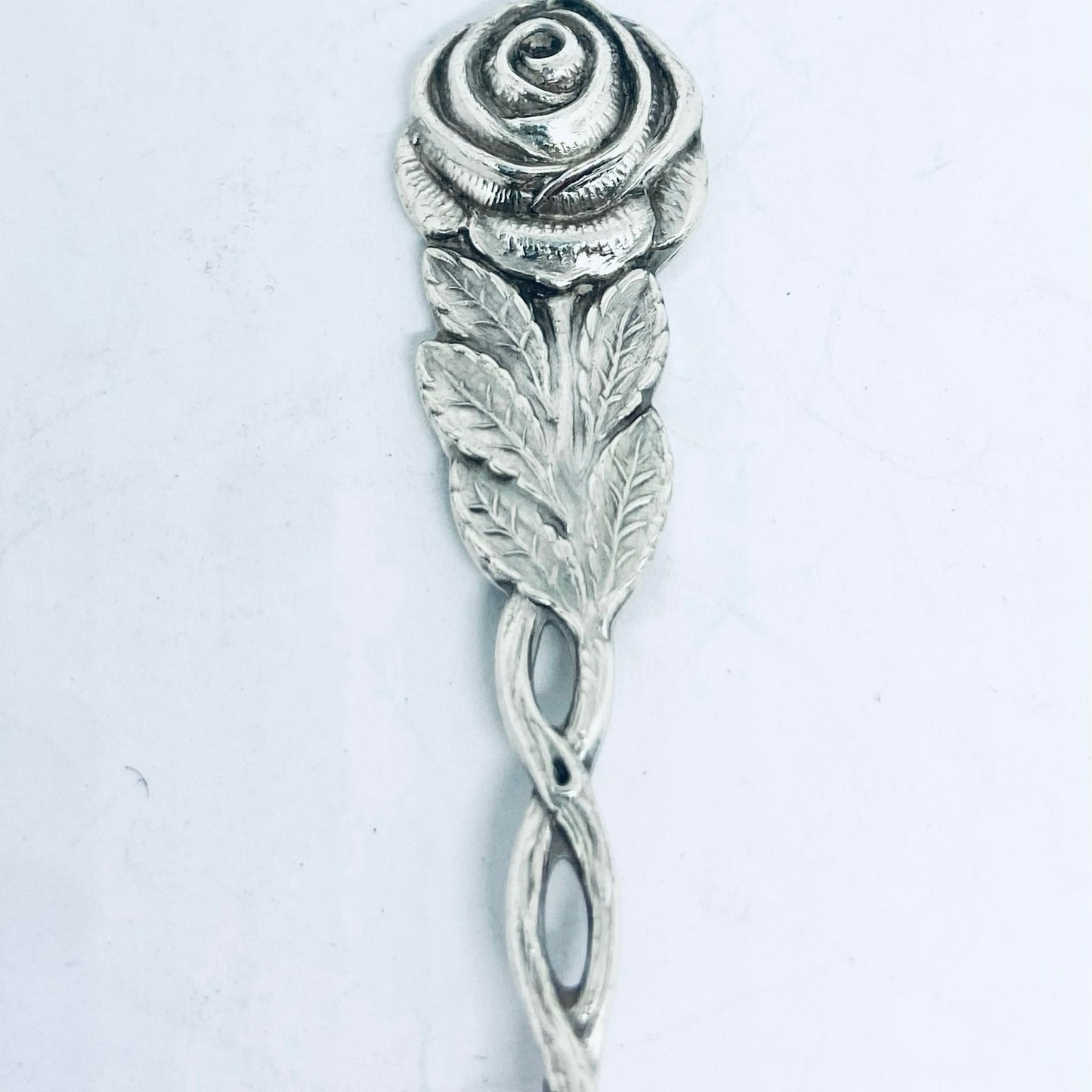 Anello Artigianale ROSA Mod. INTERO  Realizzato con intero Antico Cucchiaino in Argento (Prima Metà del ’900)