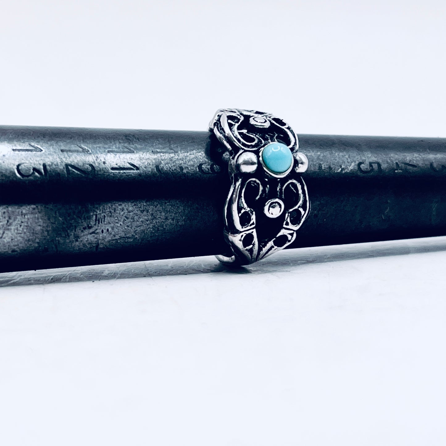 Anello Artigianale SPILLA TURCHESE Mod. SPILLA Realizzato con Antica spilla in Argento (Prima Metà del ’900)