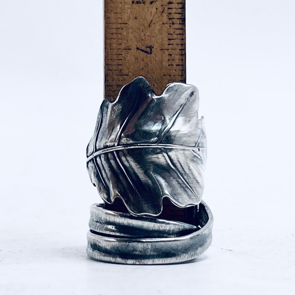 Anello Artigianale CANNUCCIA FOGLIA QUERCIA Mod. SPIRALE  Realizzato con Antica posata in Argento (Prima Metà del ’900)