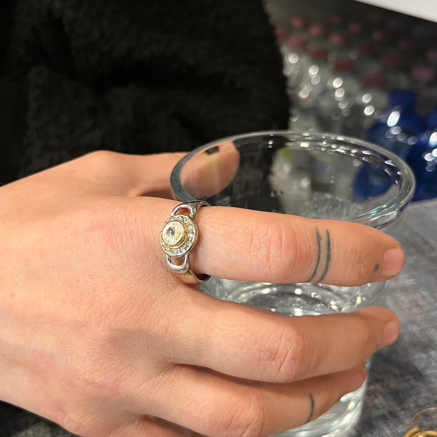 Anello Artigianale SPILLA ZIRCONI Mod. SPILLA Realizzato con Antica spilla in Argento (Prima Metà del ’900)
