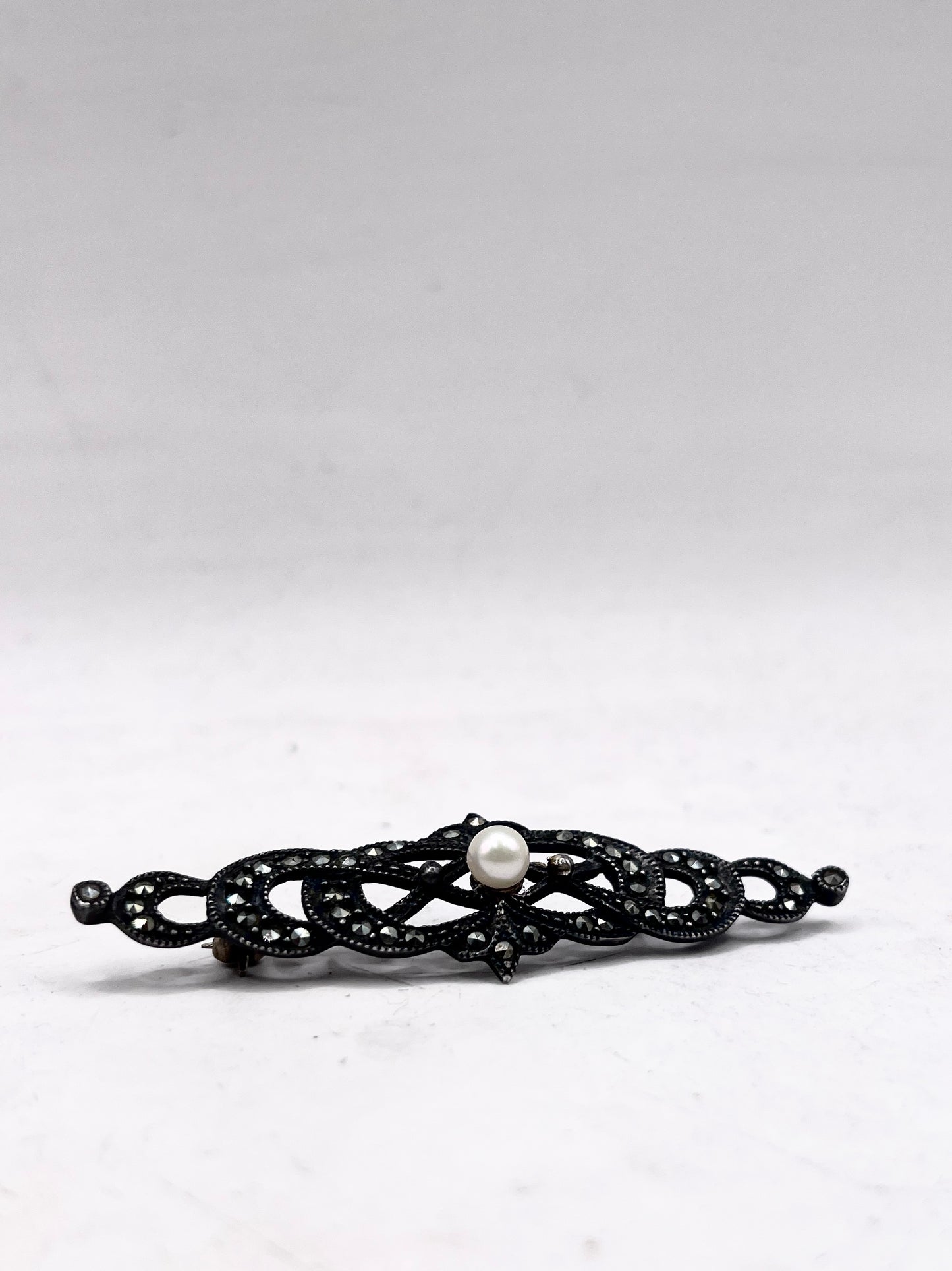 Anello Artigianale SPILLA LUNA PIENA Mod. SPILLA PERLA Realizzato con Antica spilla in Argento (Prima Metà del ’900)