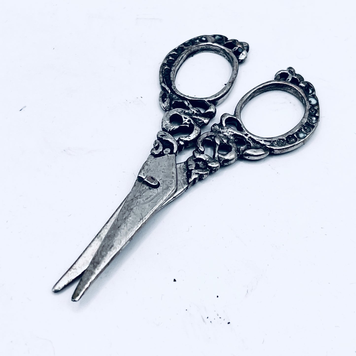 Anello Artigianale FORBICINE SARTA Mod. SPIRALE  Realizzato con Antica posata in Argento (Prima Metà del ’900)