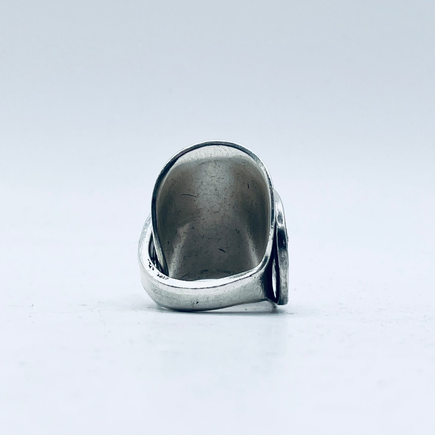 Anello Artigianale CAPPUCCETTO ROSSO&LUPO Mod. INTERO  CUCCHIAINO PAPPA Realizzato con intero Antico cucchiaino da pappa in Argento (Prima Metà del ’900)