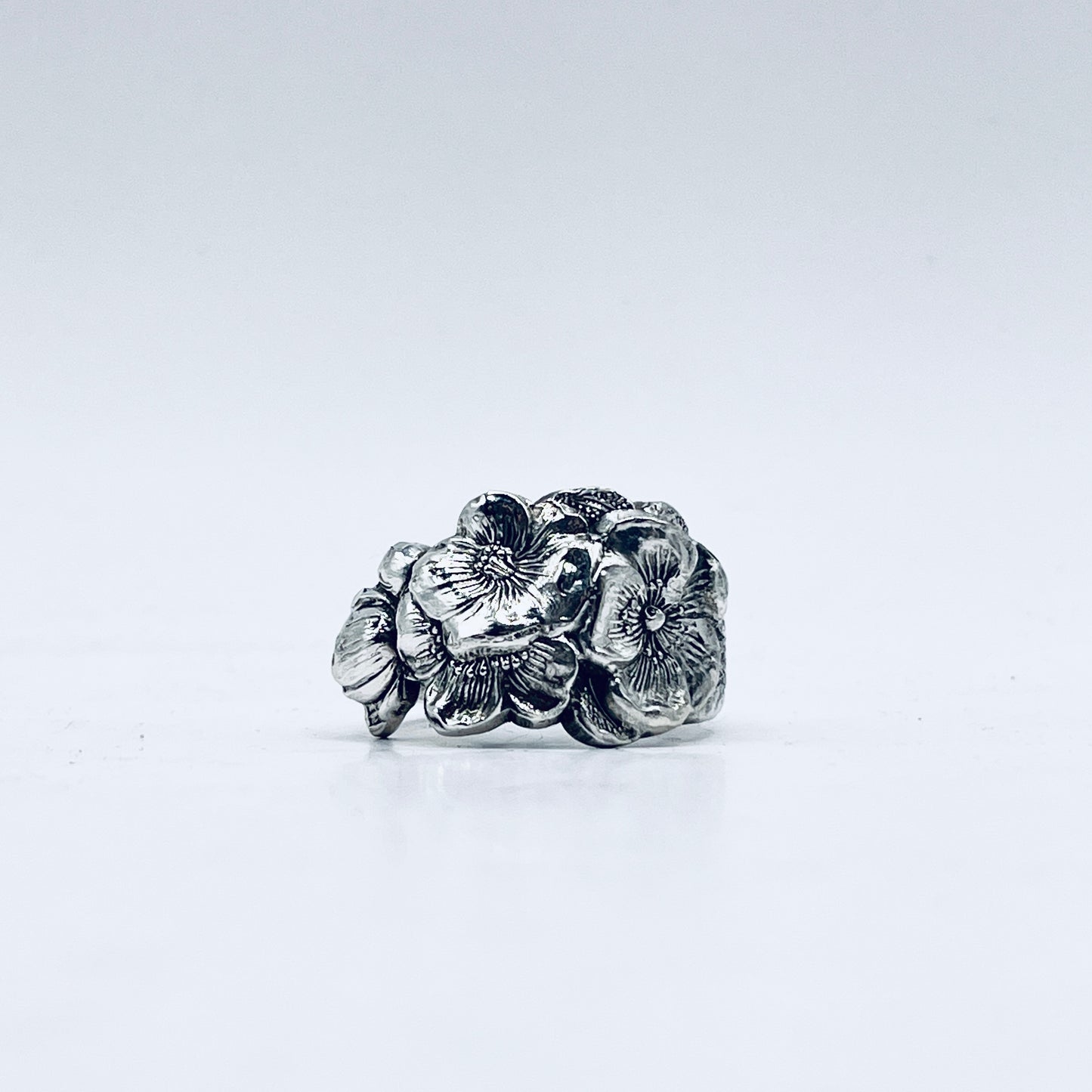 Anello Artigianale FIORE DEL TE Mod. CLASSICO  Realizzato con Antica posata in Argento (Prima Metà del ’900)