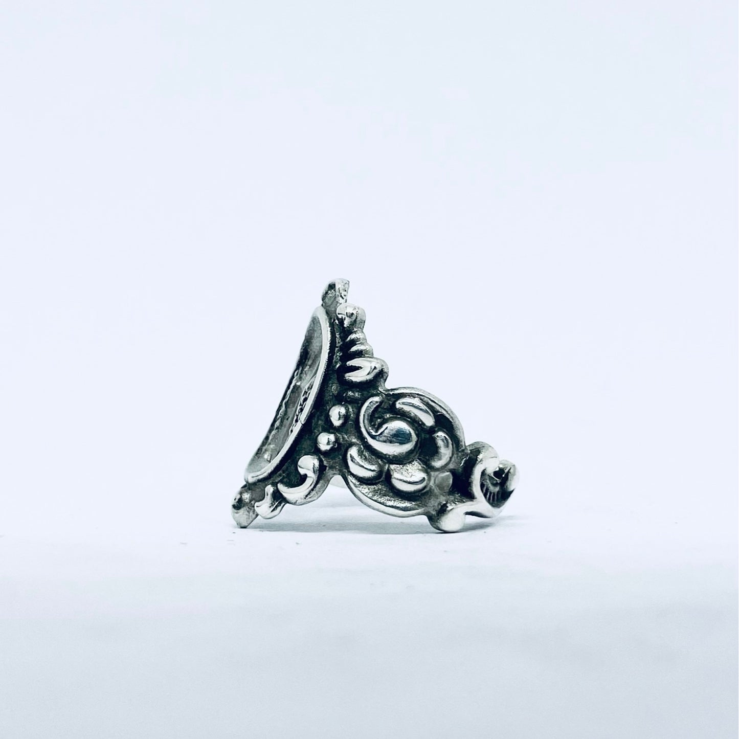 Anello Artigianale “SERRATURA OVALE” Realizzato con serratura in Argento (Prima Metà del ’900)
