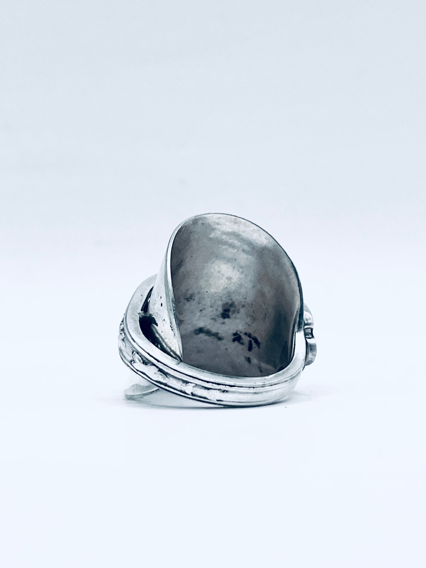 Anello Artigianale PAVONE Mod. SPIRALE/INTERO/CLASSICO  Realizzato con intero Antico Cucchiaino in Argento (Prima Metà del ’900)