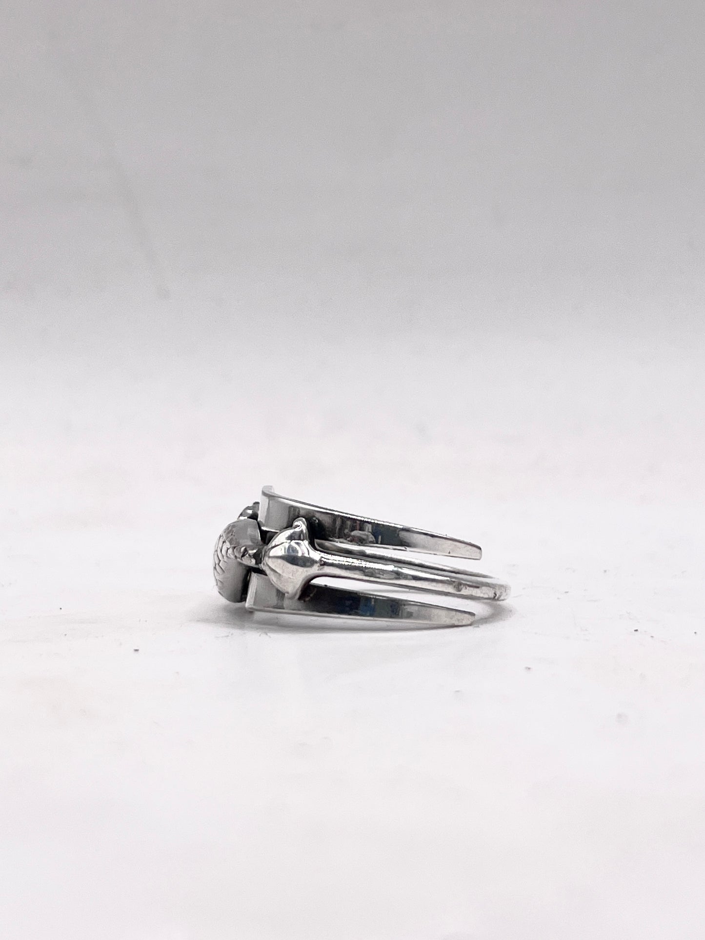 Anello Artigianale FEDINA/INTERO/SPIRALE DELFINO ARALDICO  Realizzato con Antica posata (Prima Metà del ’900)