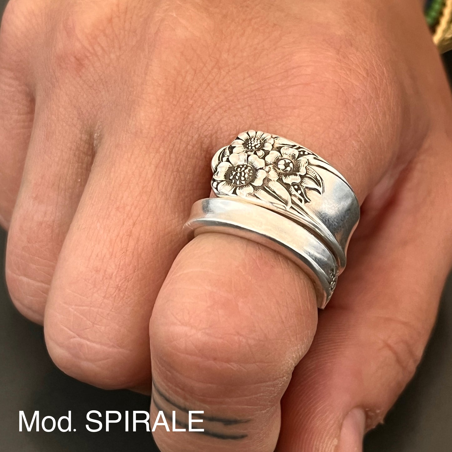 Anello Artigianale GIRASOLI Mod. CLASSICO/SPIRALE  Realizzato con Antica posata in Argento (Prima Metà del ’900)