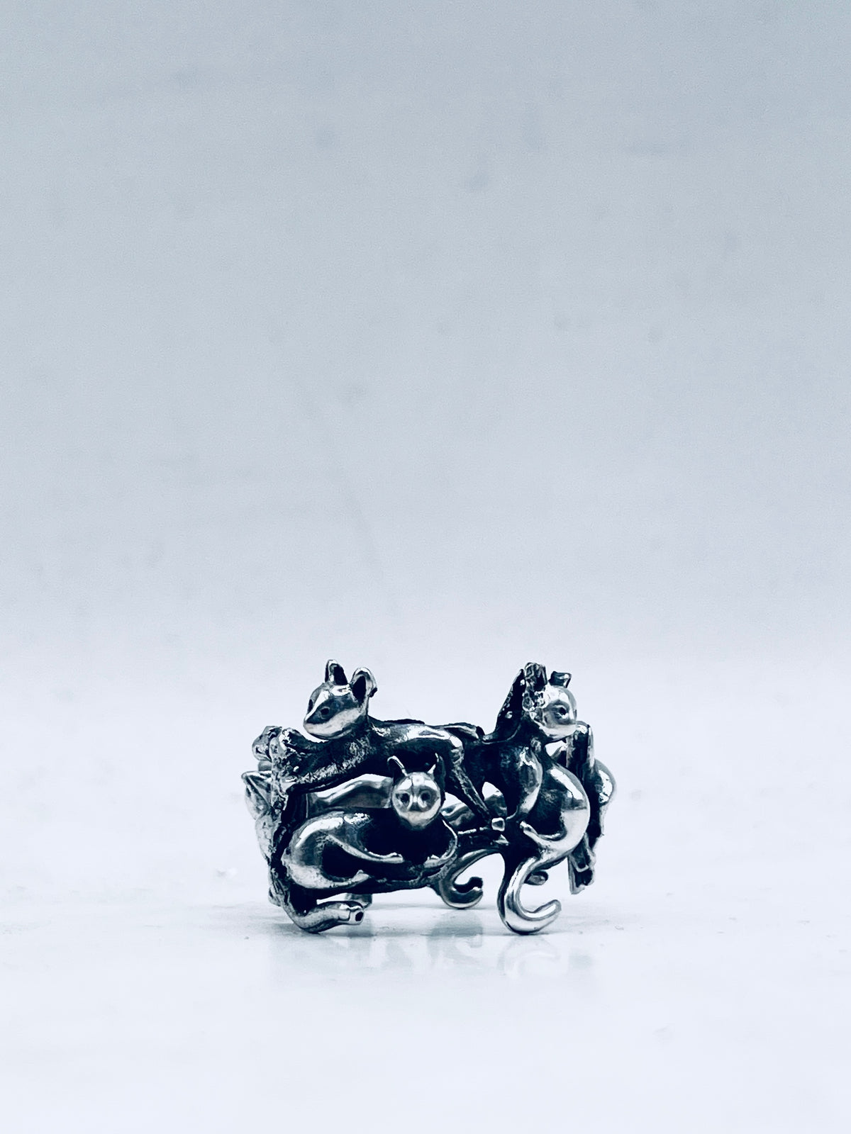 Anello Aristogatti ricavato da una spilla antica in argento 925