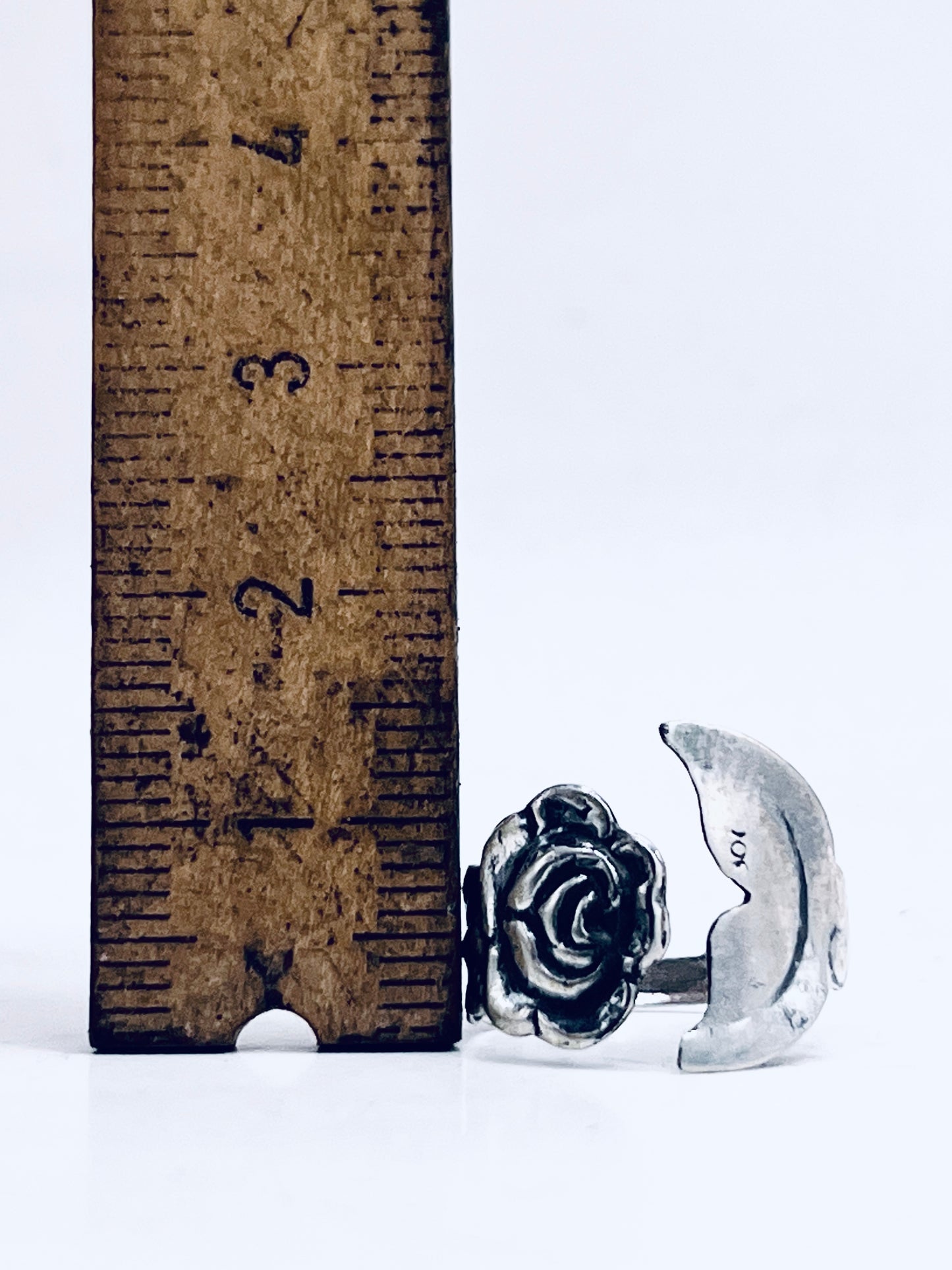 Anello Artigianale Mod. MINICODA#01 ROSA Realizzato con Antica posata in Argento (Prima Metà del ’900)