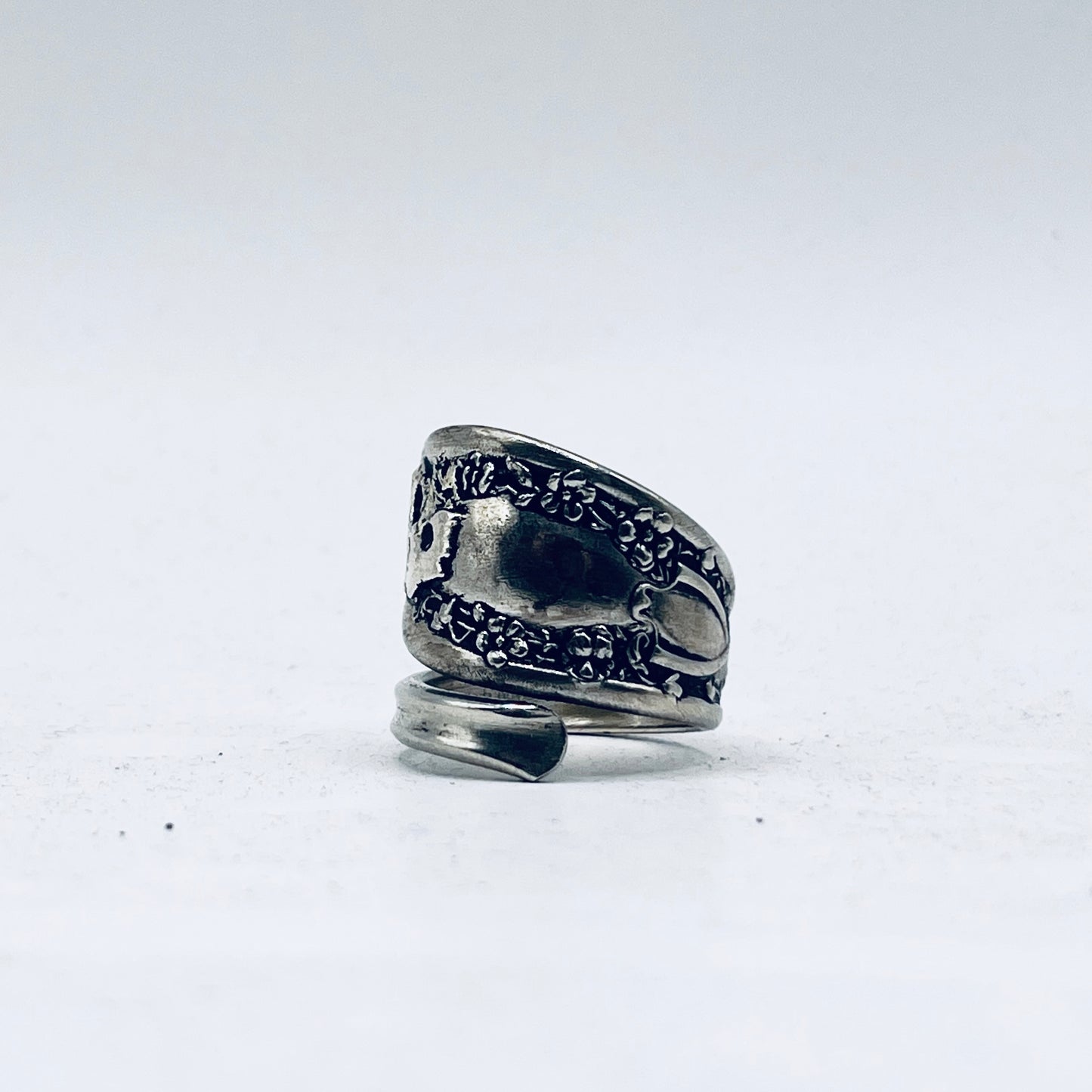 Anello Artigianale TESCHIO Mod. SPIRALE  Realizzato con Antica posata in Argento (Prima Metà del ’900)