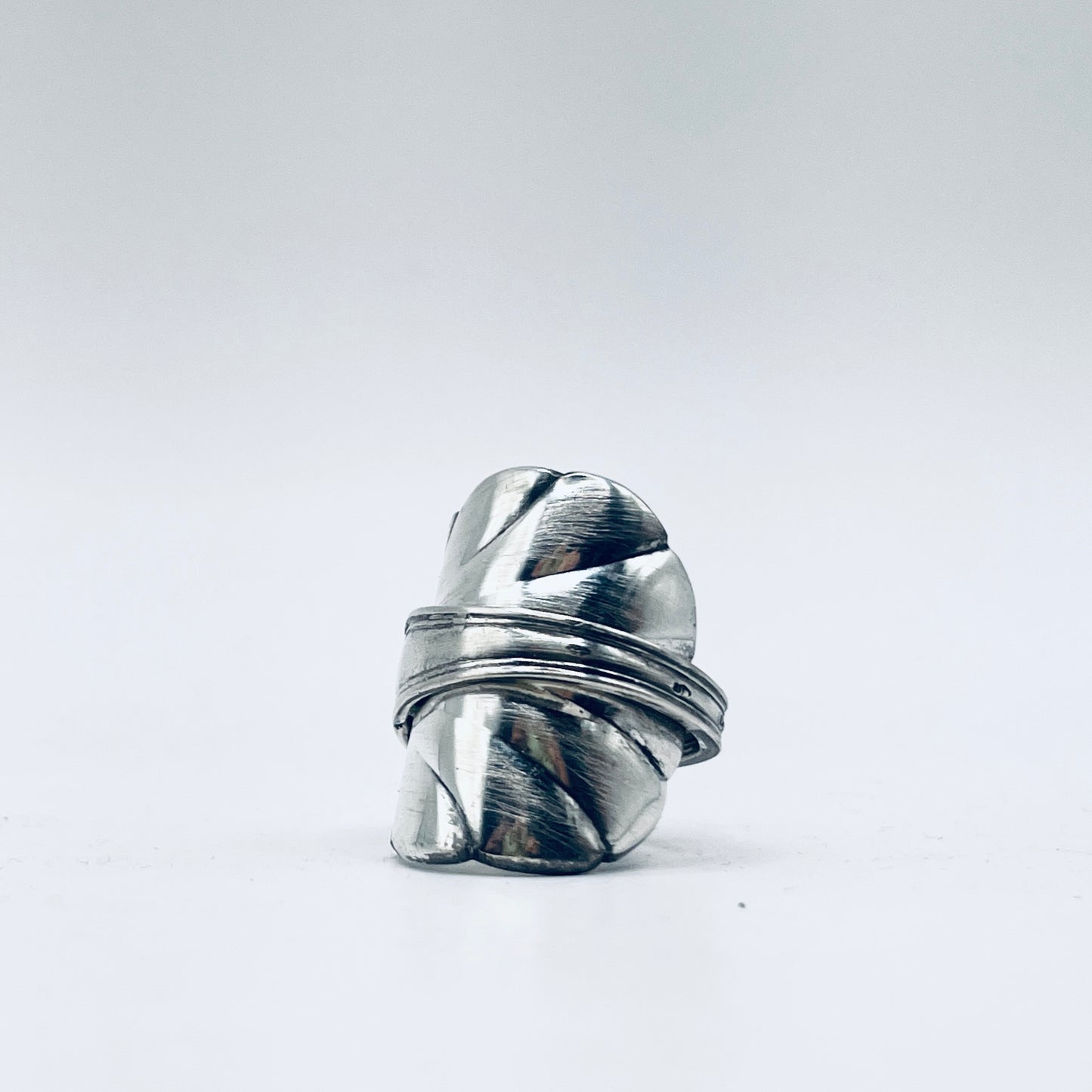 Anello Artigianale CONCHIGLIA Mod. INTERO  Realizzato con intero Antico Cucchiaino in Argento 800(Prima Metà del ’900)