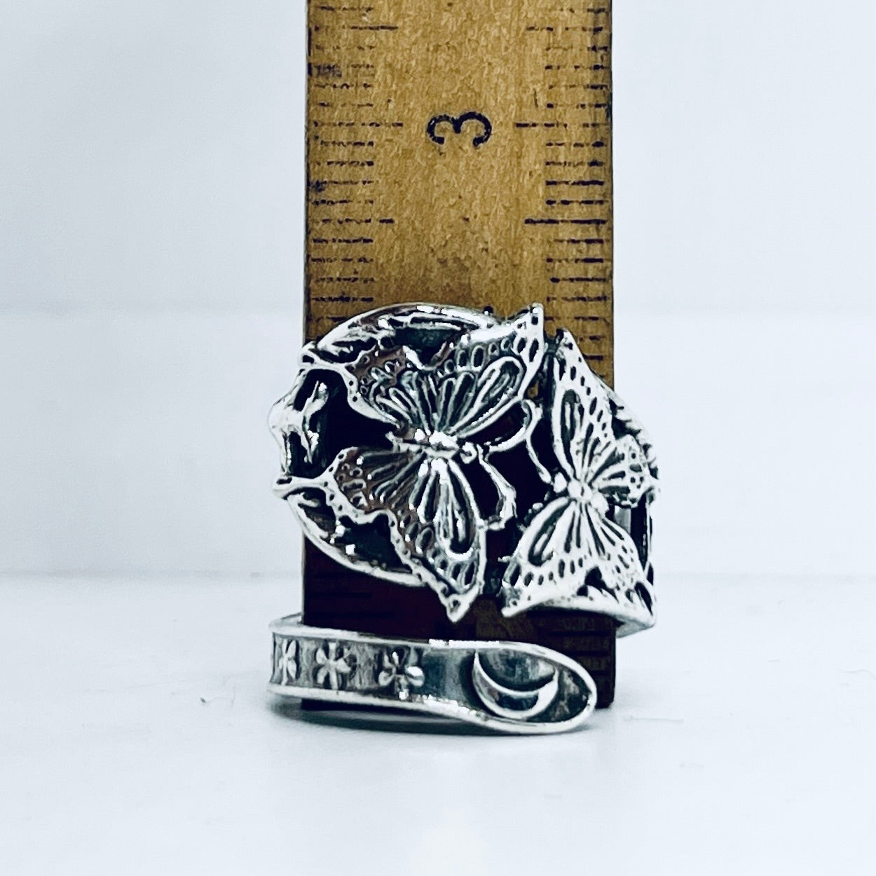 Anello Artigianale FARFALLE Mod. SPIRALE  Realizzato con  Antica posata in Argento (Prima Metà del ’900)