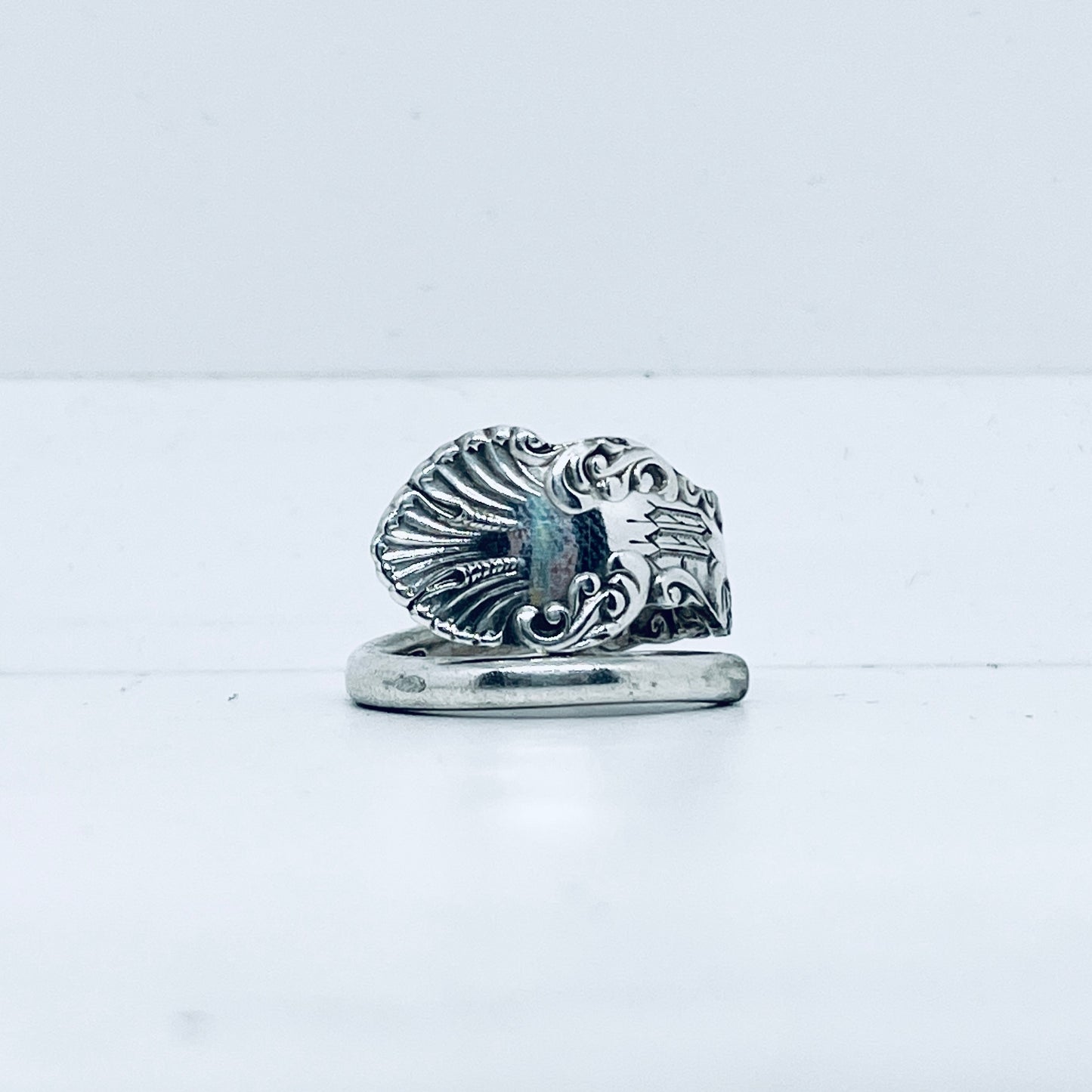 Anello Artigianale Mod. SPIRALE  Realizzato con Antica posata in Argento (Prima Metà del ’900)