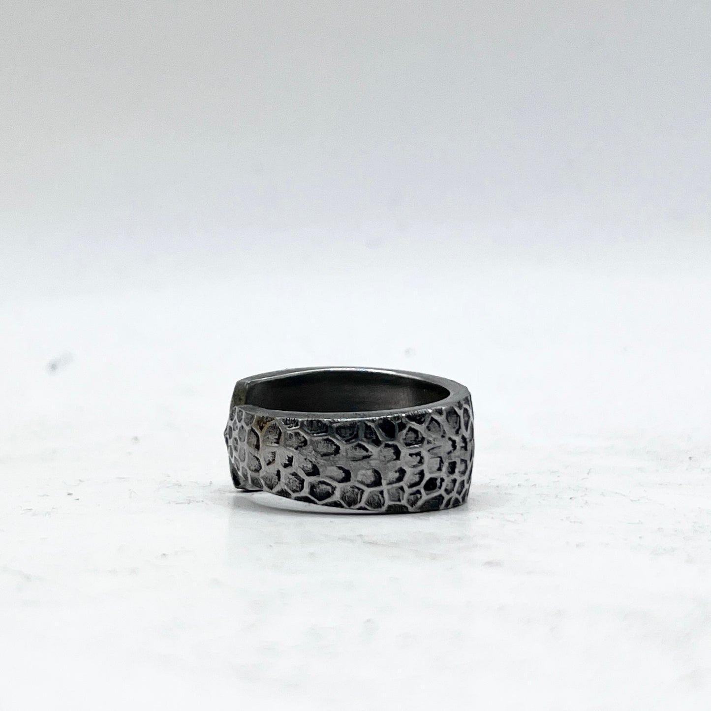 Anello Artigianale Mod. CLASSICO/SPIRALE/SOVRAPPOSTO PITONATO  Realizzato con Forchettina in ACCIAIO