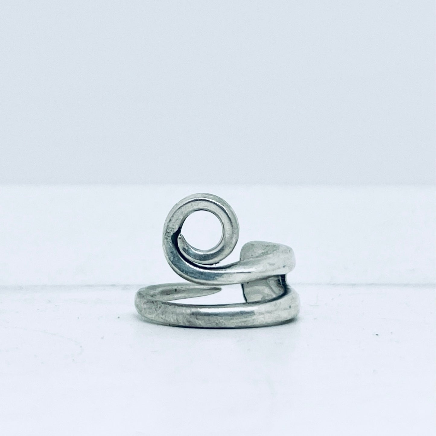 Anello Artigianale Combinabile Mod. FORCHETTINA CAPRICCIO Realizzato con parte di antica forchettina in Argento (Prima Metà del ’900) (Copia)