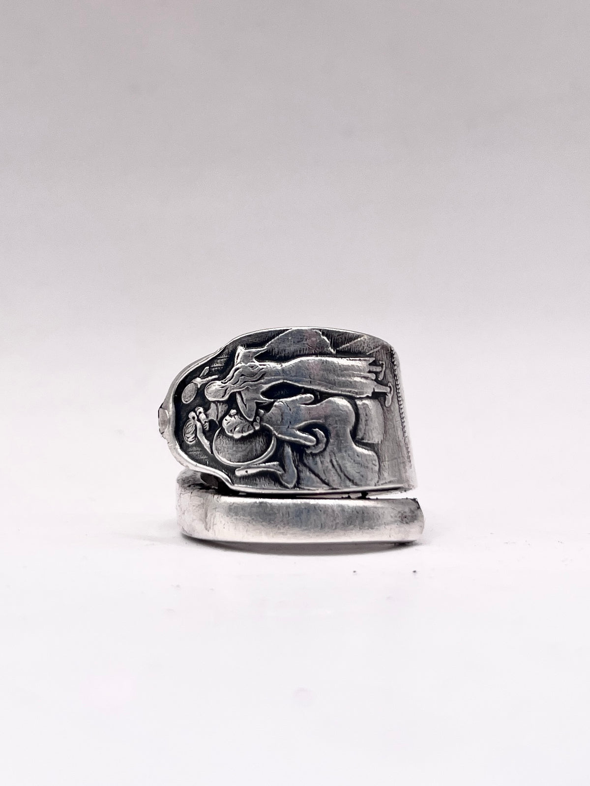 Anello Artigianale CENERENTOLA Mod. SPIRALE Realizzato con Antica posata in Argento (Prima Metà del ’900)