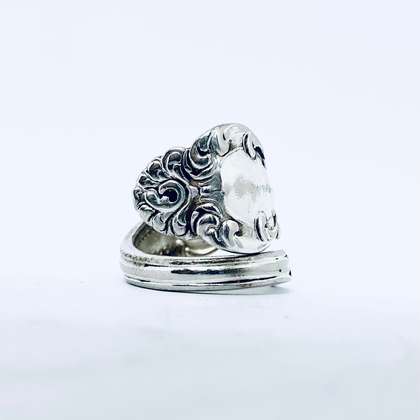 Anello Artigianale Mod. SPIRALE  Realizzato con Antica posata in Argento (Prima Metà del ’900)