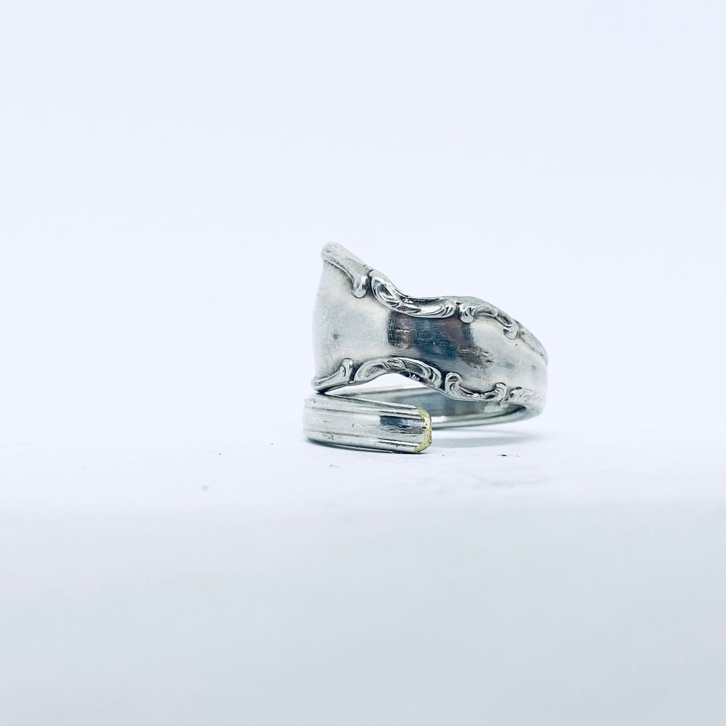Anello Artigianale Mod. SPIRALE  Realizzato con Antica posata in Argento (Prima Metà del ’900)