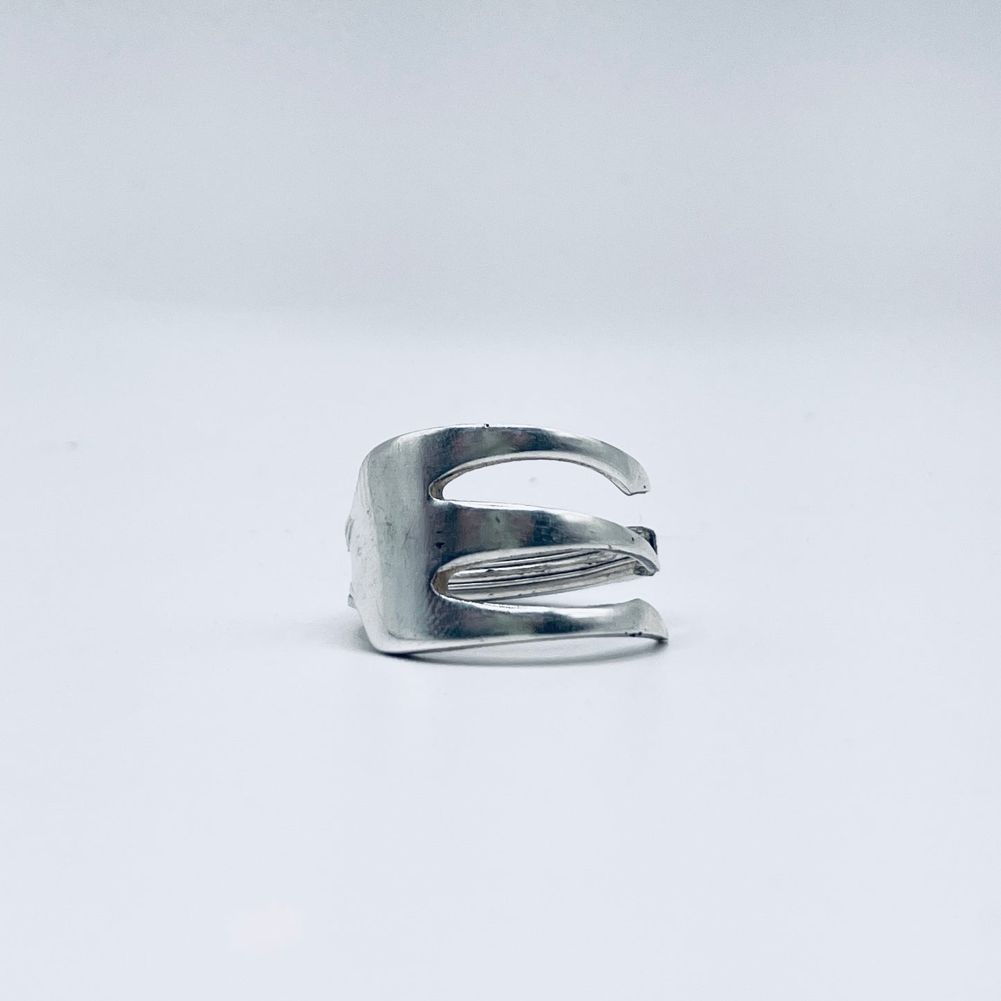 Anello Artigianale Mod. FORCHETTA 03 Realizzato con Antica posata in Argento (Prima Metà del ’900)