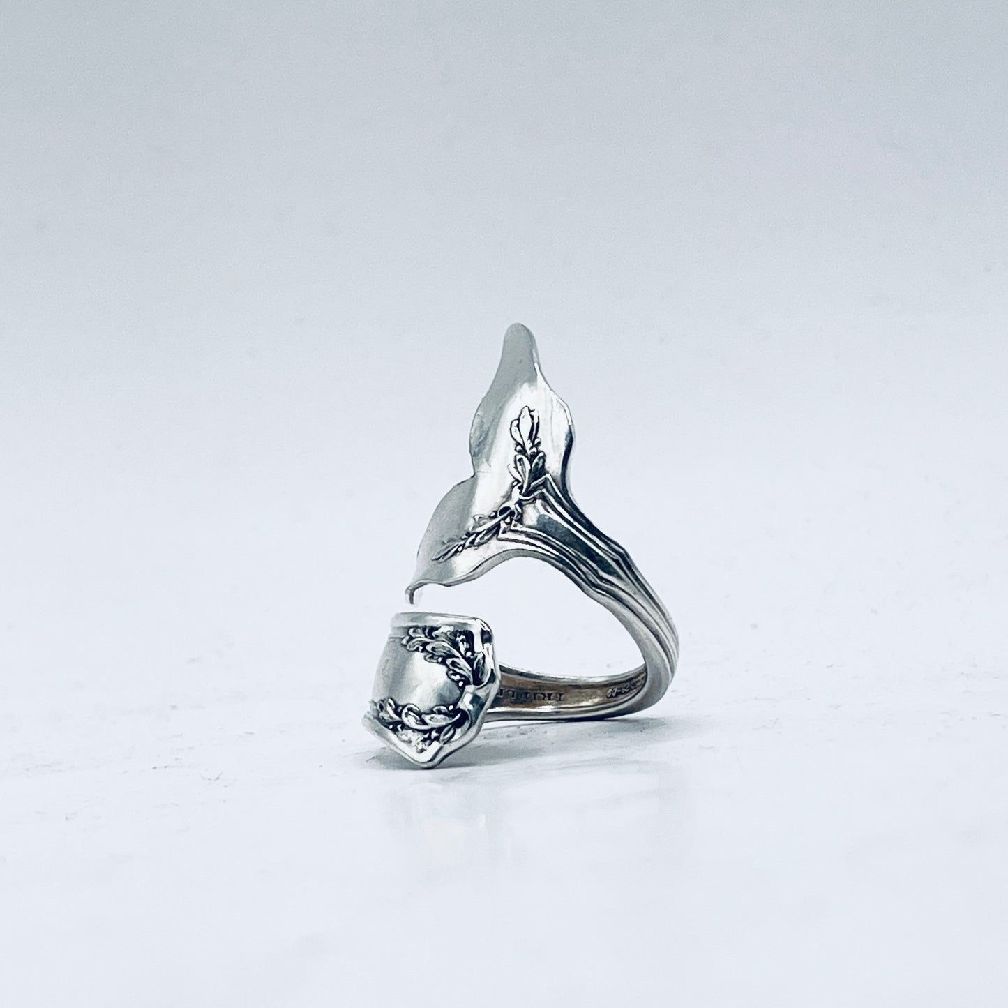 Anello Artigianale Mod. CODA LAVORATA Realizzato con Antica posata in Argento (Prima Metà del ’900)