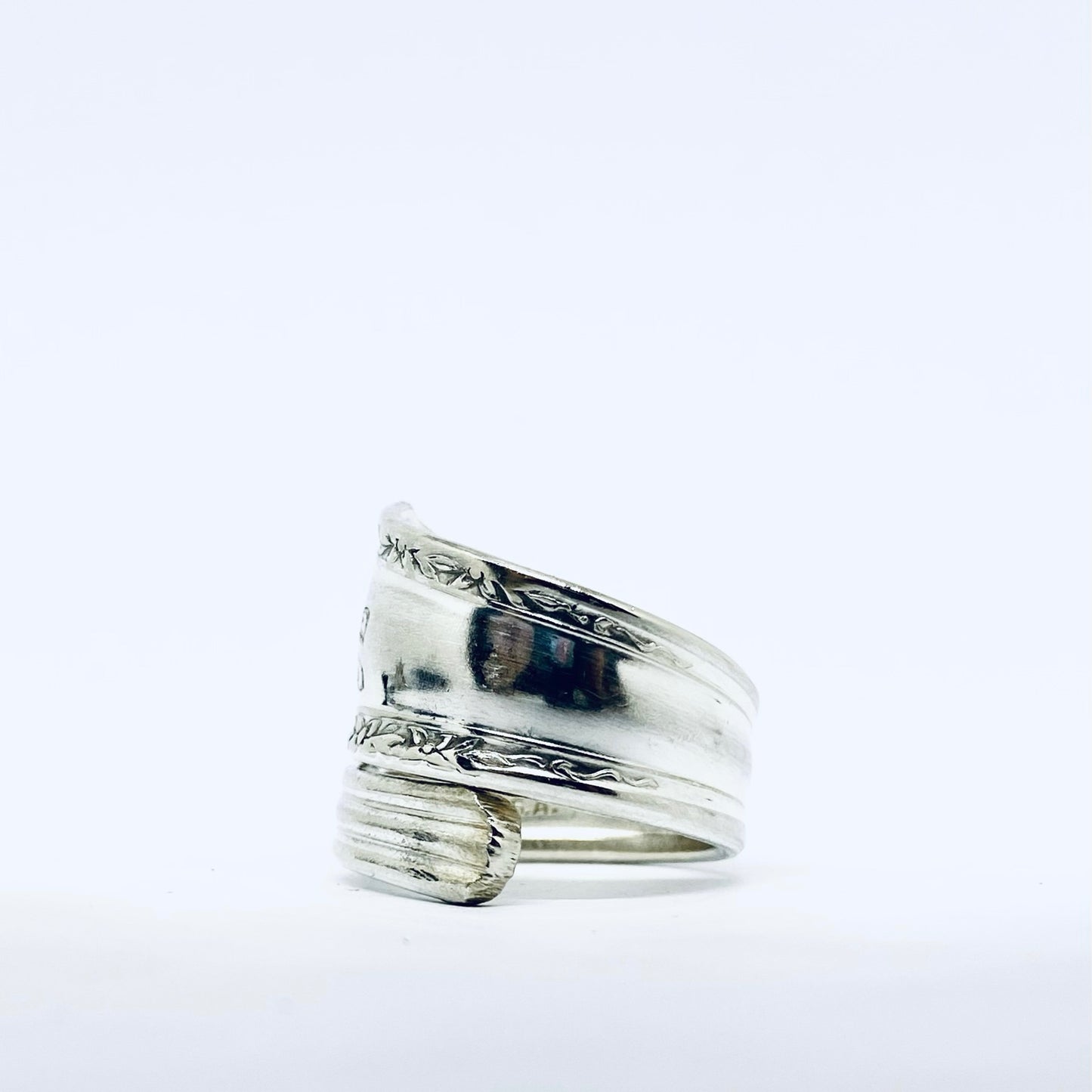 Anello Artigianale con Iniziale N