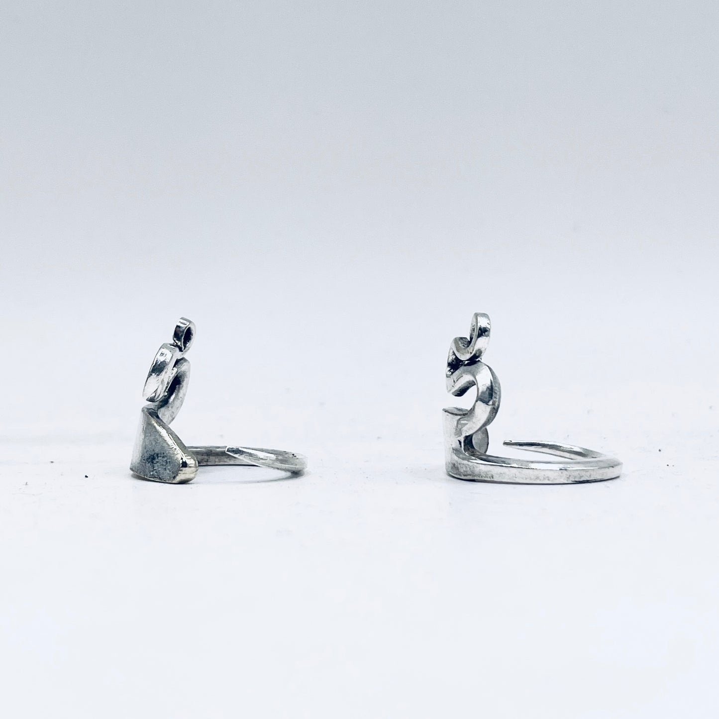 Anello Artigianale Mod. FORCHETTINA CAPRICCIO A-B Realizzato con parte di antica forchettina in Argento (Prima Metà del ’900) (Copia)