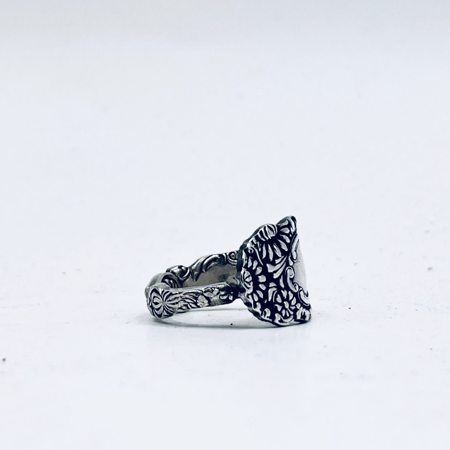 Anello Artigianale Mod. CLASSICO  FIORI SUPER Realizzato con Antica posata in Argento (Prima Metà del ’900)