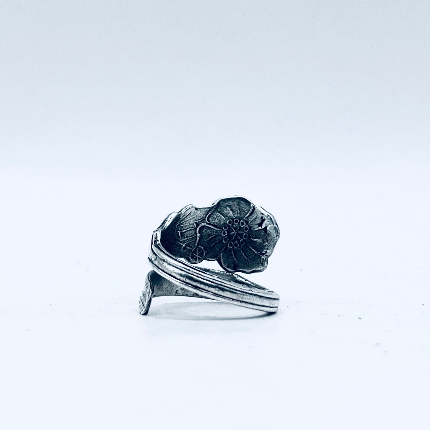 Anello Artigianale PAPAVERO Mod. SPIRALE  Realizzato con  Antica posata in Argento (Prima Metà del ’900)