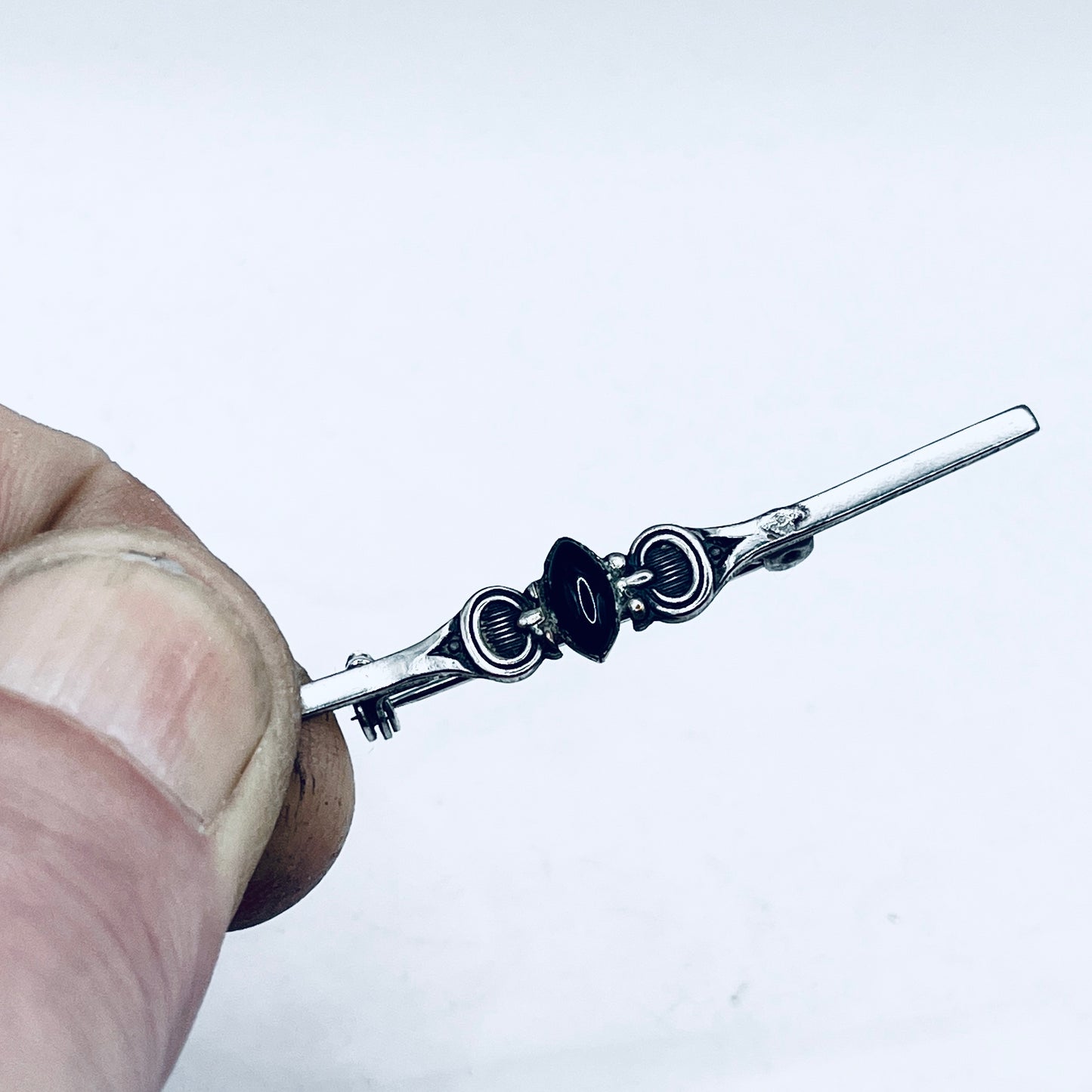 Anello Artigianale SPILLA ONICE Mod. SPILLA Realizzato con Antica spilla in Argento (Prima Metà del ’900)