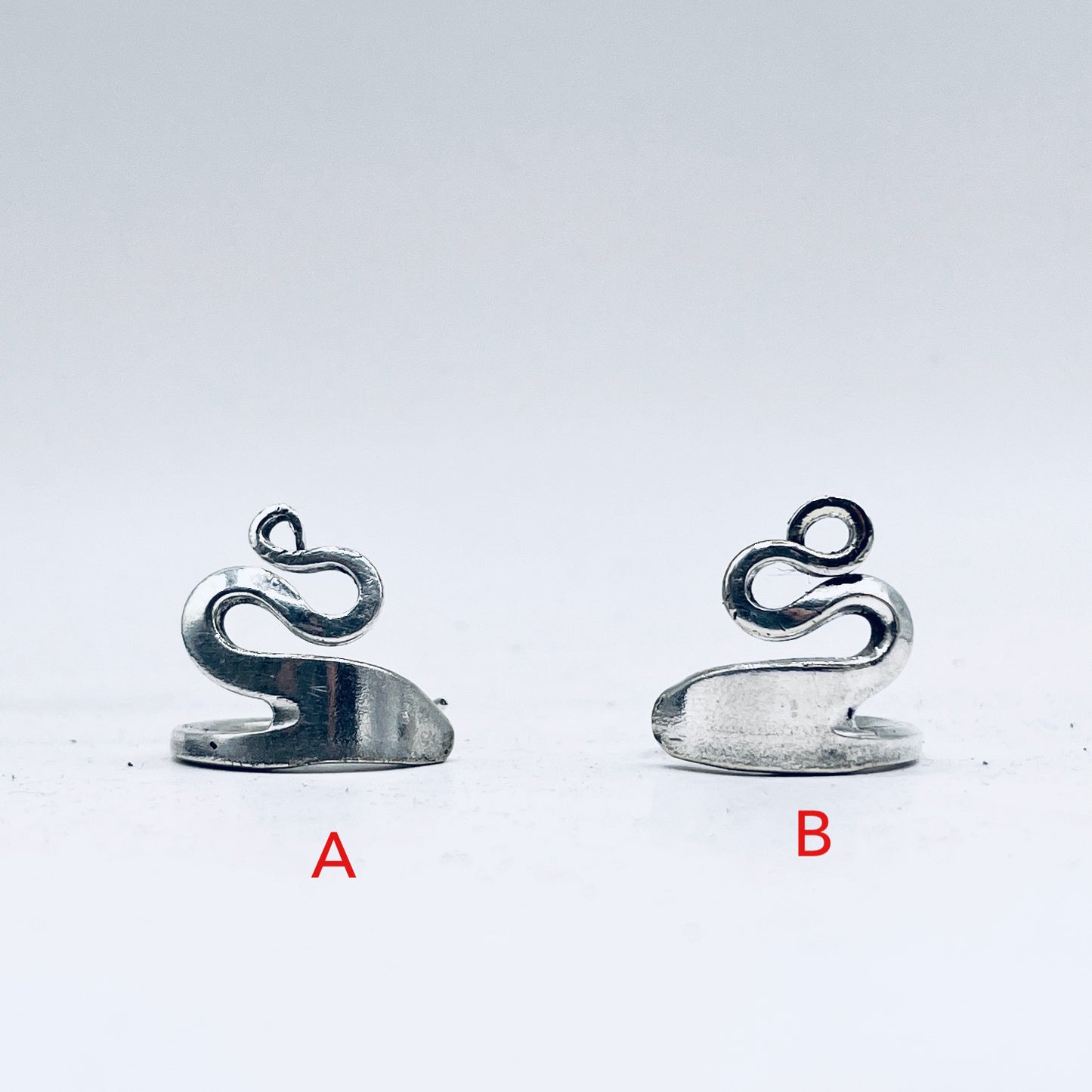 Anello Artigianale Mod. FORCHETTINA CAPRICCIO A-B Realizzato con parte di antica forchettina in Argento (Prima Metà del ’900) (Copia)