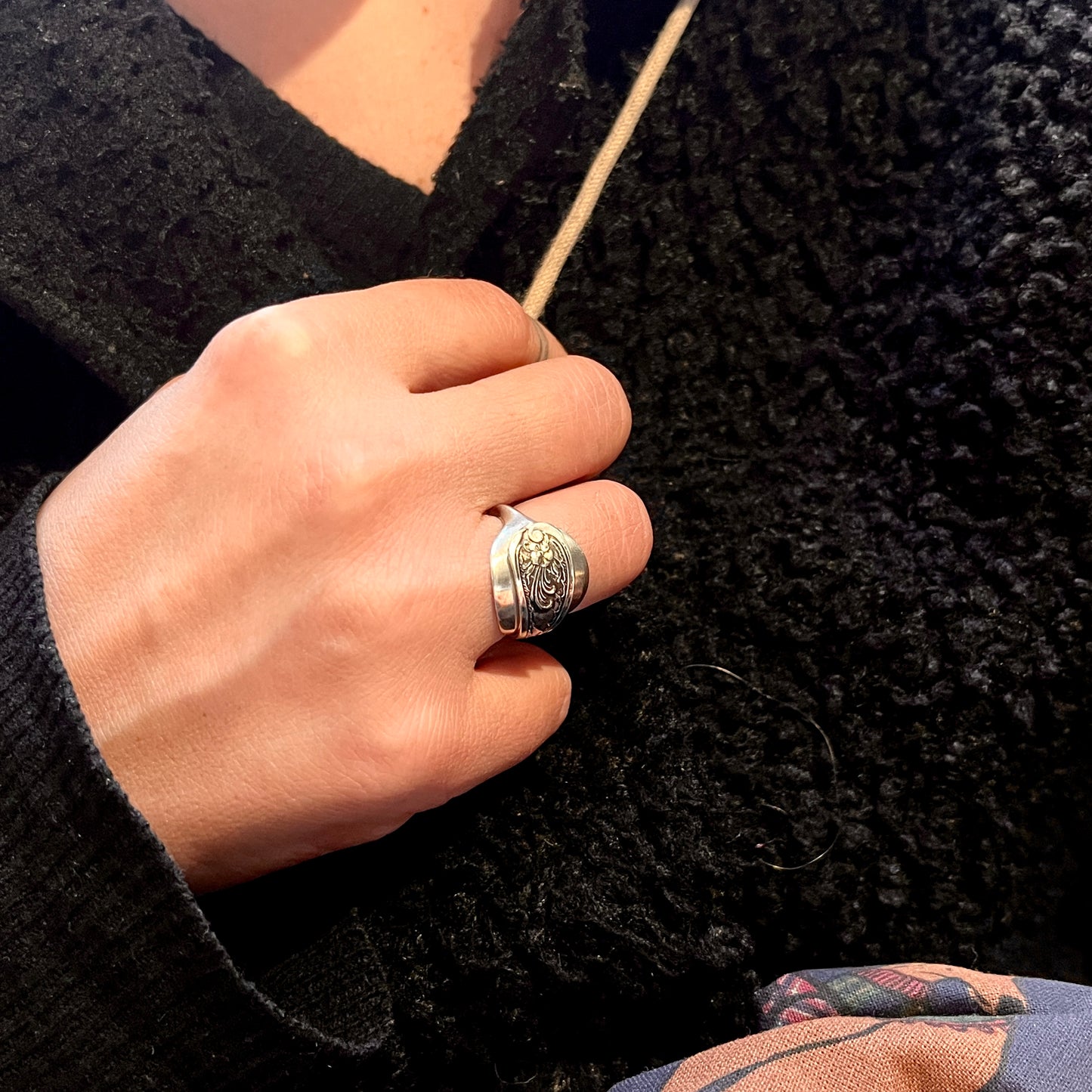Anello Artigianale Mod. INTERO  JUGENDSTIL Realizzato con Antica posata in Argento (Prima Metà del ’900)