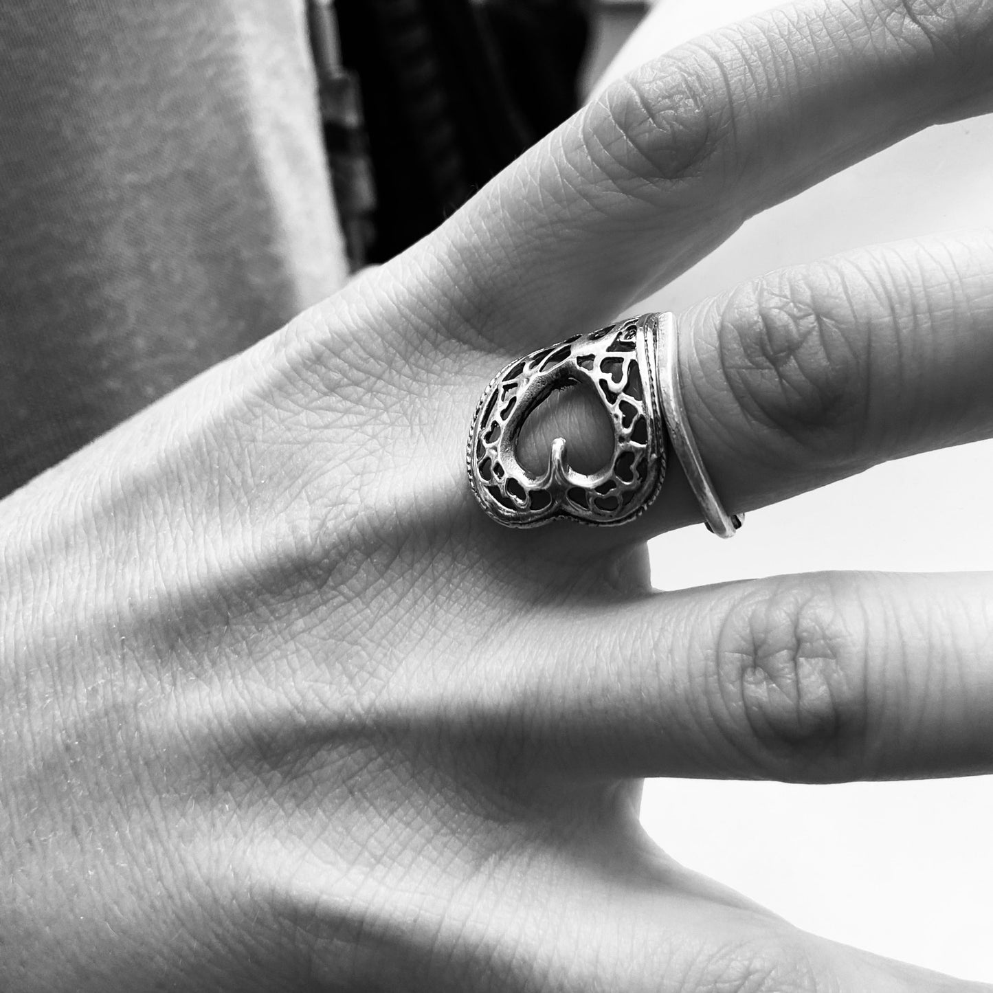 Anello Artigianale CUORI TRAFORATI Mod. CLASSICO/SPIRALE  Realizzato con Antica posata in Argento (Prima Metà del ’900)