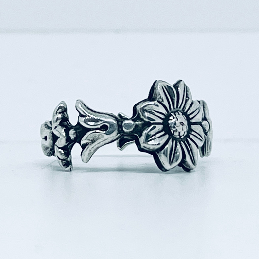 Anello Artigianale GIRASOLE Mod. SPILLA Realizzato con Antica spilla in Argento (Prima Metà del ’900)