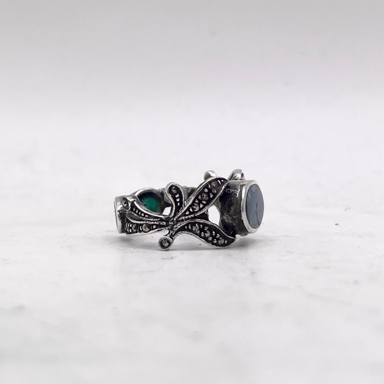 Anello Artigianale SPILLA AGATA VERDE MARCASSITE Mod. SPILLA Realizzato con Antica spilla in Argento (Prima Metà del ’900)