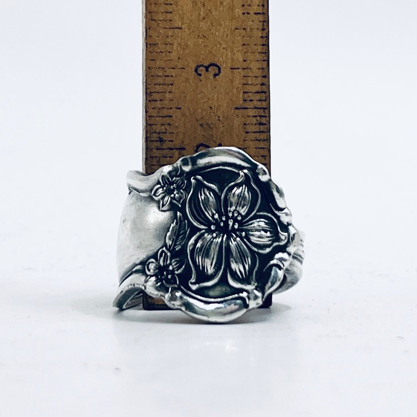 Anello Artigianale Mod. SPIRALE  ZAGARA Realizzato con Antica posata in Argento (Prima Metà del ’900)