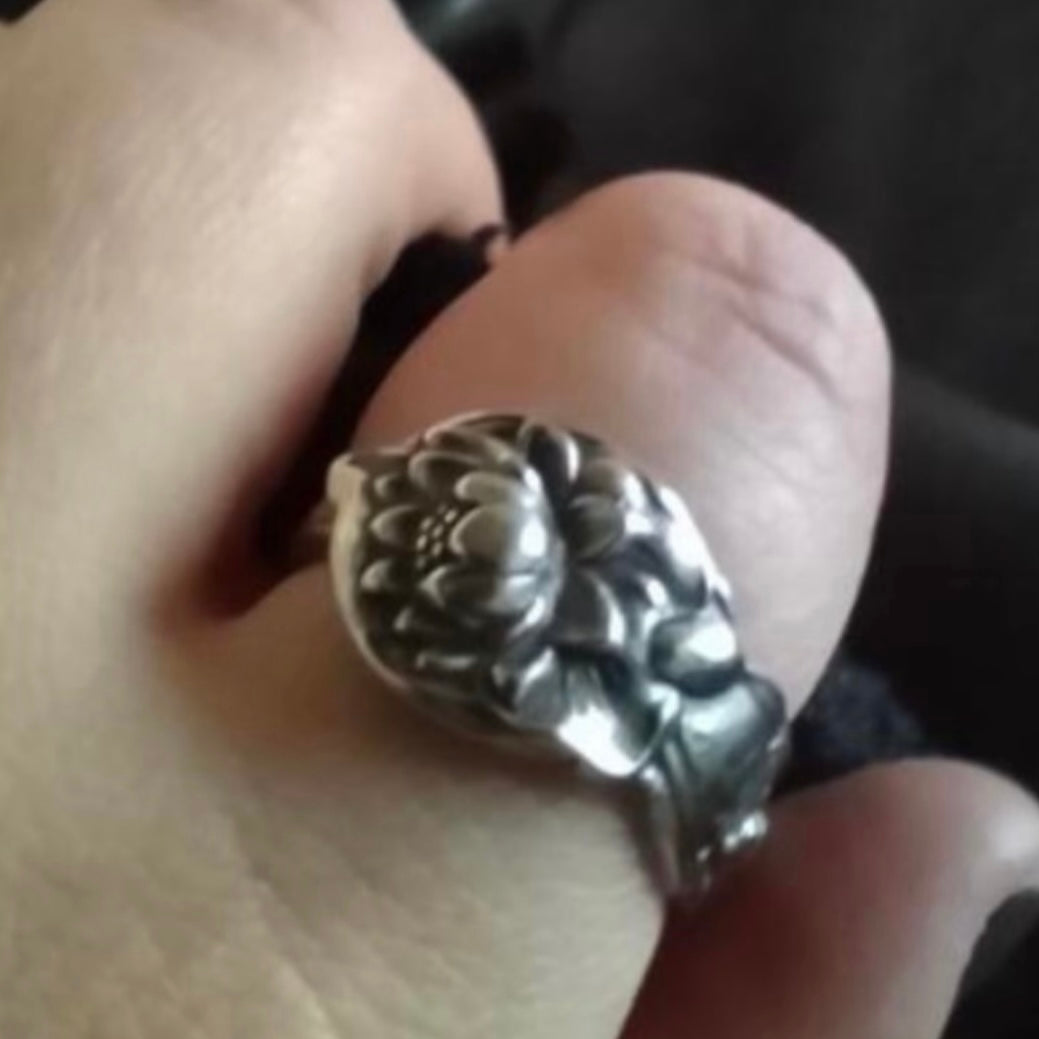 Anello Artigianale FIORE DI LOTO Mod. CLASSICO Realizzato con Antica posata in Argento (Prima Metà del ’900)