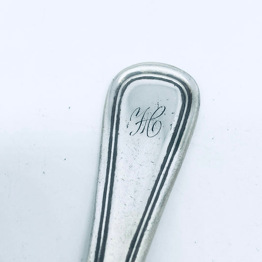 Anello Artigianale con Iniziale H